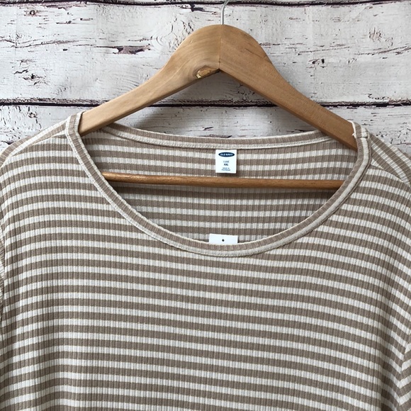New Old Navy Women's Long-Sleeved Top🙂 - Picture 2 of 6